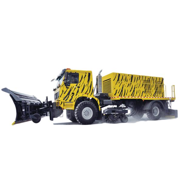Three In One Snow Sweeper Car Airfield Runway Pre Push / Mid Sweep / Rear Blower