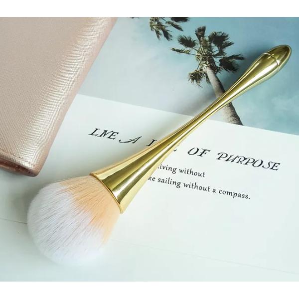 Single Slim Waist Face Powder Makeup Brush Soft Hair Gold Color