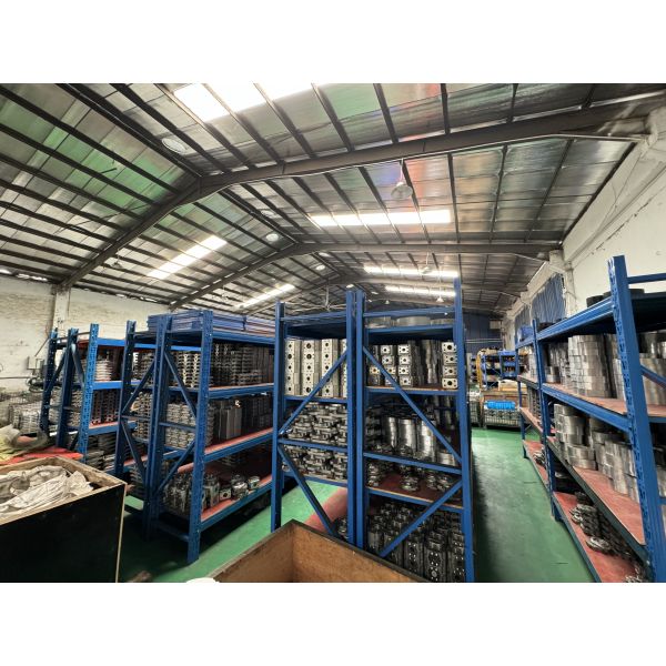 CBT-F425-ALΦ11 bomba de engranajes de aluminio para CAMIONES VOLQUETE /CARRETILLAS ELEVADORAS /GRÚAS con alta calidad