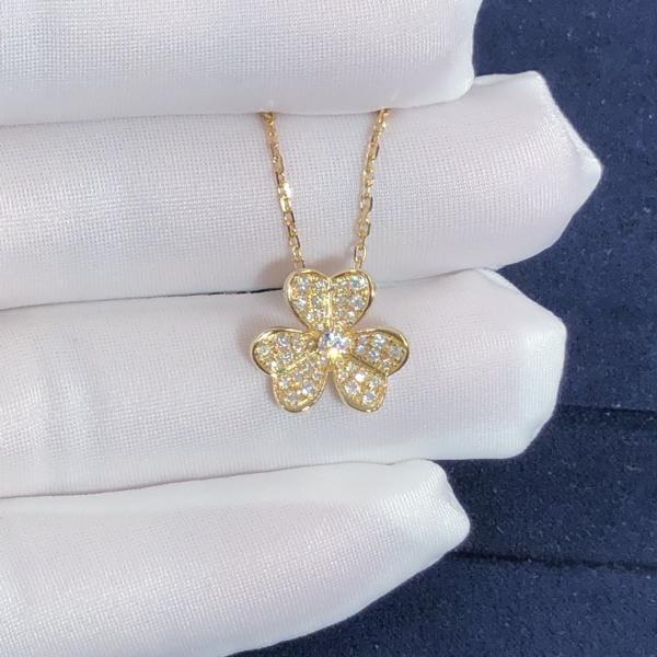 Fantastic Van Cleef & Arpels 18k Gold Frivole Pendant Mini Model Vs Natural Diamonds