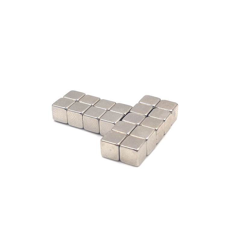 Куб магнита неодимия 216PCS супер сильный 3x3x3mm