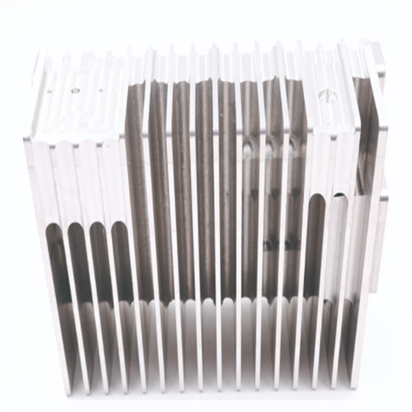 Piezas especiales del disipador de calor de la forma del perfil 6063 del disipador de calor de aluminio del inversor T5