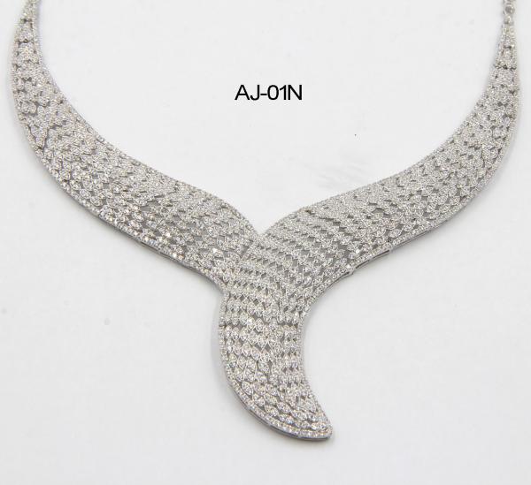Rhodium Plated 925 Sterling Silver Jewelry Set 18 Inches Chain Length Silver Dangle Earrings