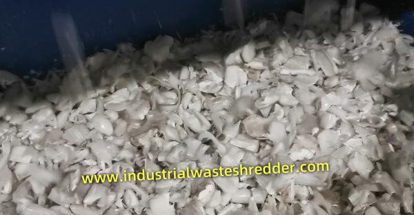 Blow molding scraps single shaft shredder machine 55KW, hdpe hollow plastic shredder machine,hard plastic edges crusher machine  with CE