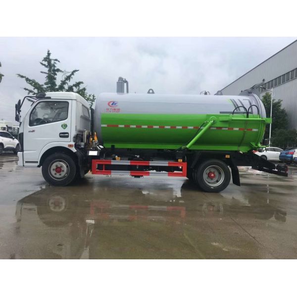 Dongfeng 8cbm Vacuum Suction Truck Price The Factory Sells Suction Trucks, Suction Trucks and Manure Sludge Trucks.