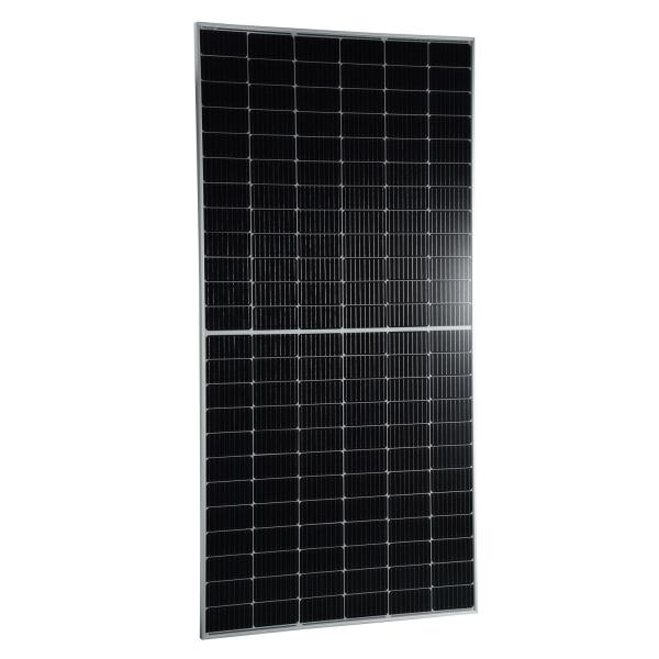 Panel solar de 550W para una tensión máxima del sistema de 1000VDC y un