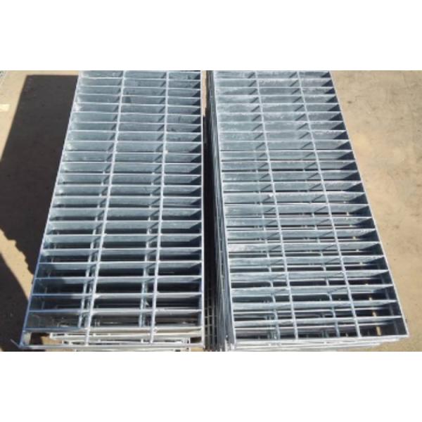 Grille à barres en acier au carbone dentelé de 8 mm Q235 Grille à barres lourdes