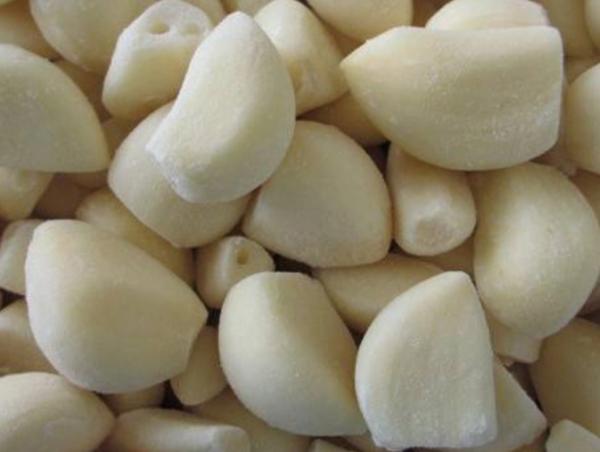 Snow White IQF Frozen Vegetables / Quick Freezing Fresh Garlic Cloves