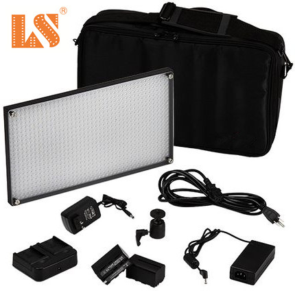 Alluminum Alloy Housing LED Photography Lights Portable 3200K - 5600K 52.56 Watt