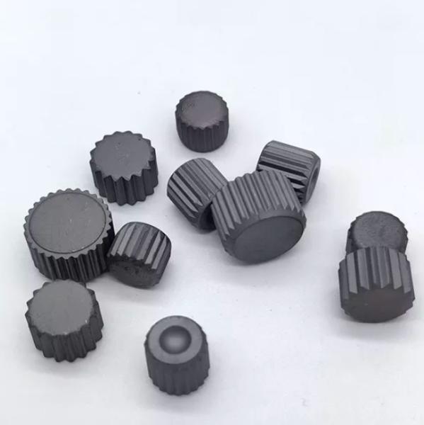 Botões de mineração serrilhados superiores lisos do carboneto de tungstênio para Oli Mining Tools