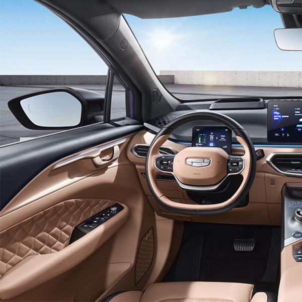 2023 Geely Geometry C EV Long Range 5seats 5doors Fast Charging High Speed Electric Vehicle White Fuel 100% Electricity