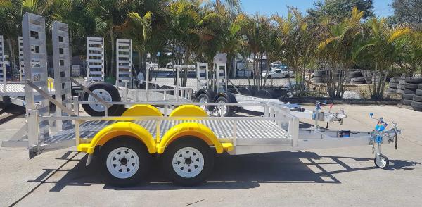 Mini Type Aluminum Extrusion Profiles  Eco Friendly Aluminum Material Trailer