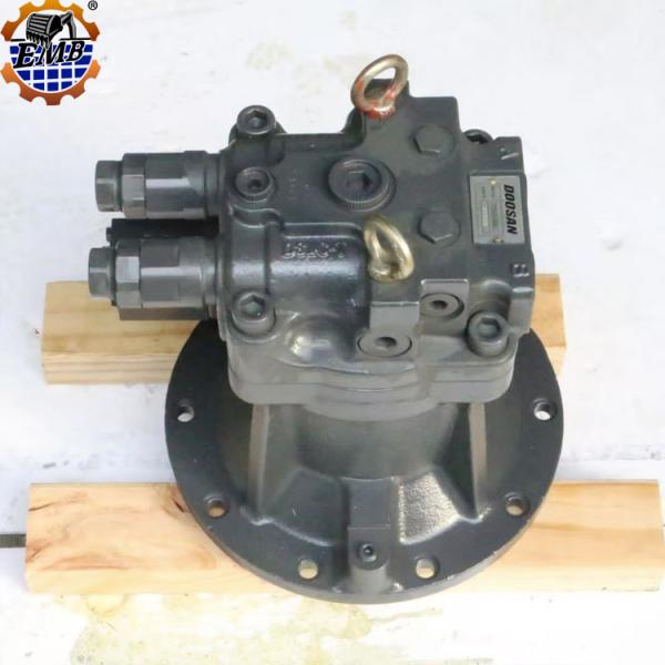 170303-00001 DX140LC Slew Motor K1000101 K1007357B DX150 Excavator Swing Motor