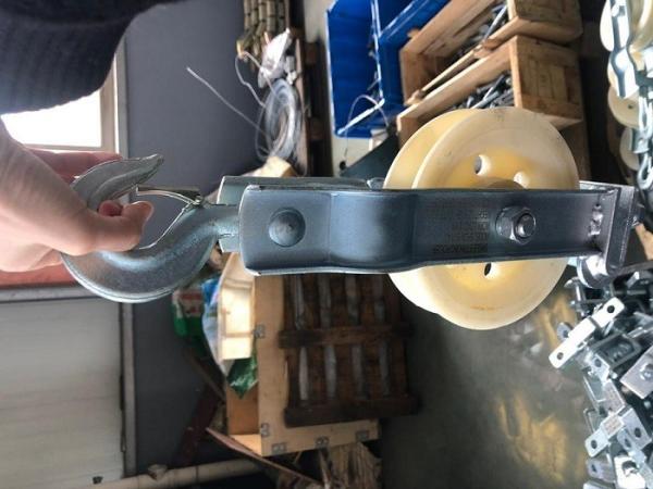 Sitting And Hanging Type Dual-Use Conductor Wire Rope Pulley Stringing