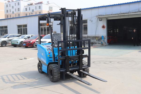 Customized Lifting Height 1 Ton 2 Ton 3 Ton Electric Forklift Safety For Warehouse Handling