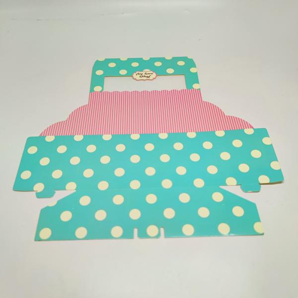 CMYK Recycled Paper Gift Boxes Food Grade Handle Custom Cardboard Take Away Cake Box