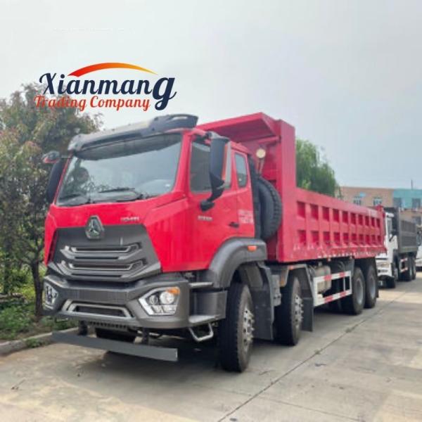 20 Cbm SINOTRUCK HOWO NX 8x4 Dump Truck 50 Ton With Tarpaulin Hohan High Capacity Aluminium Alloy