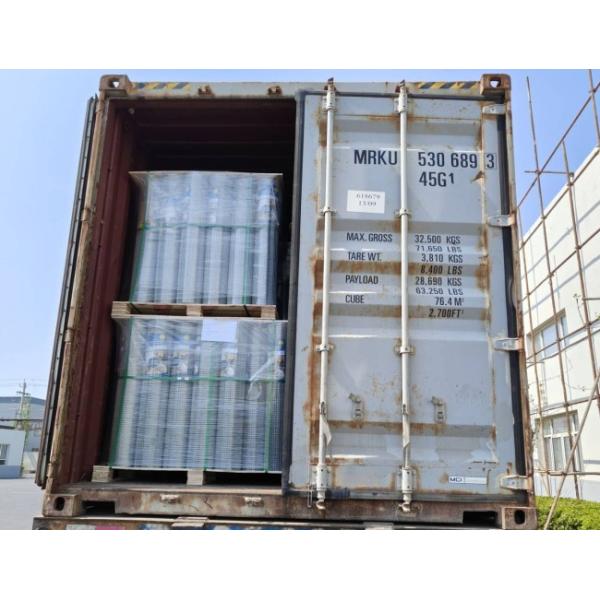 Противоржавеющая зеленая черная синяя сварная проволочная сетка для ограждения садов / стадионов