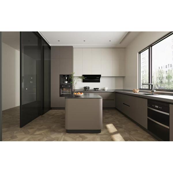 Fadior L Shaped Curved Island Kitchen In Chestnut Brown And Beige With Black Quartz And Stainless Steel Countertops