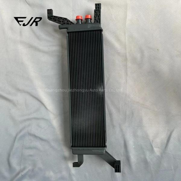 Secondary Water Radiator For Ghibli 2013-2016 Car Model Ghibli Levante Quattroporte