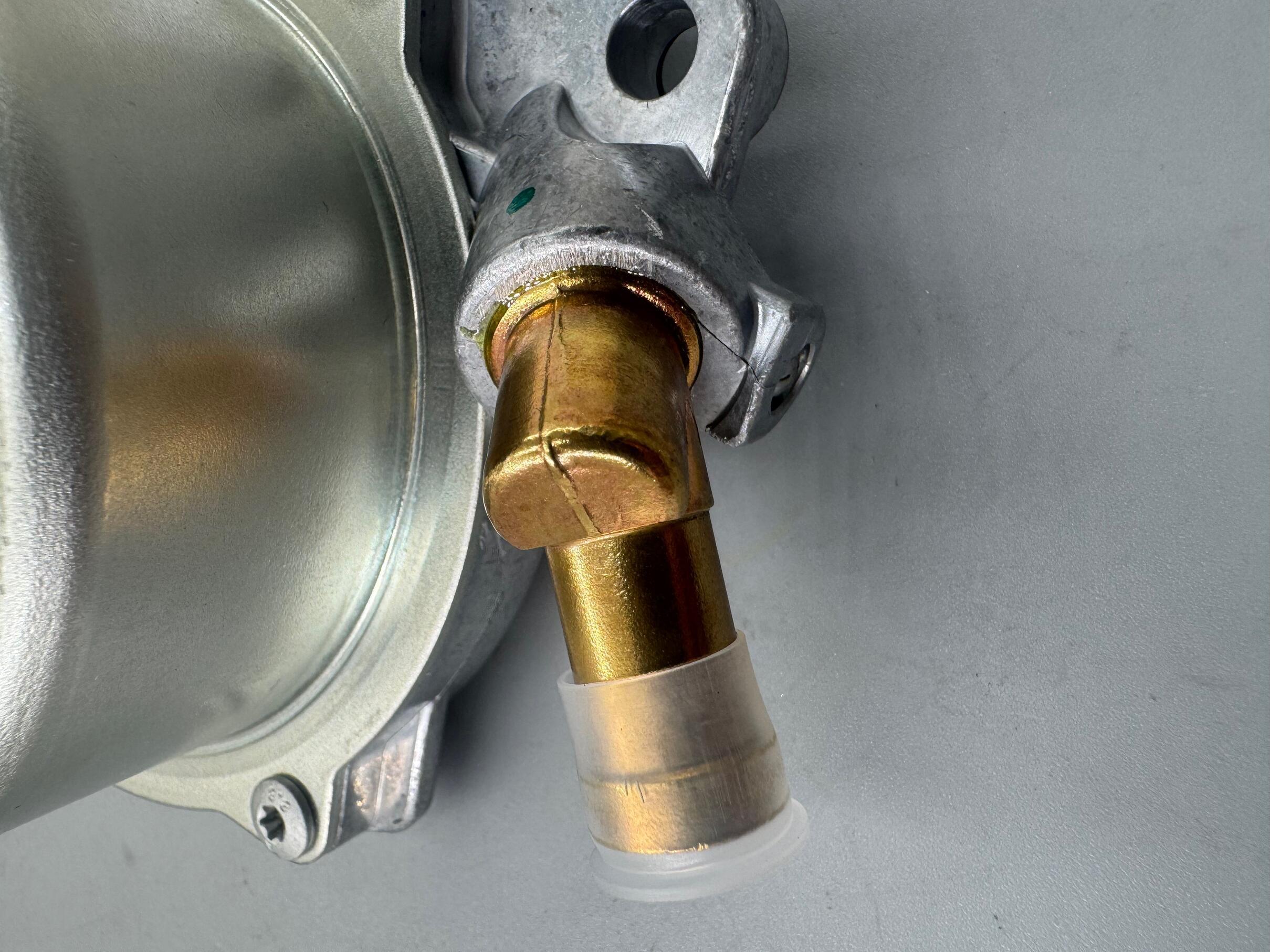 High Quality Vacuum Pump 03L145100H for Amarok