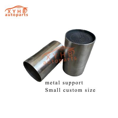 Carregador de metal Núcleo catalítico de três vias Dimensões pequenas Personalizado Euro 1-5