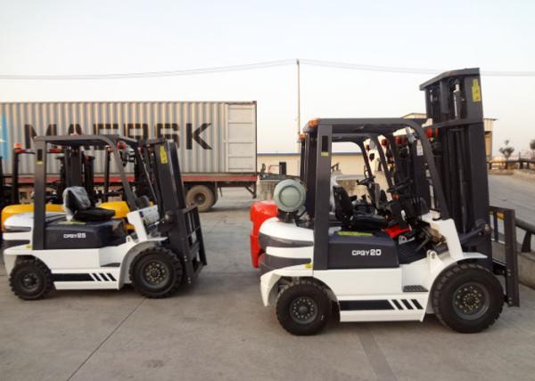 Dual Fuel Forklift Industrial Forklift Truck ,  3000MM Lifting Height Propane Tank Forklift