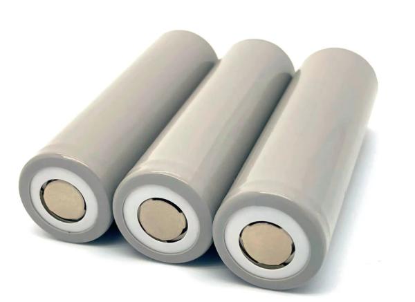 Baixa temperatura 3.7v Inr21700 4000mah Alta taxa de descarga 40a Longa vida útil 1000 ciclos Li-ion 21700 Bateria