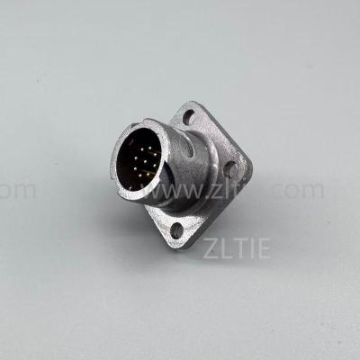 FQ14 Series 9-Pin Square Flange Male Socket