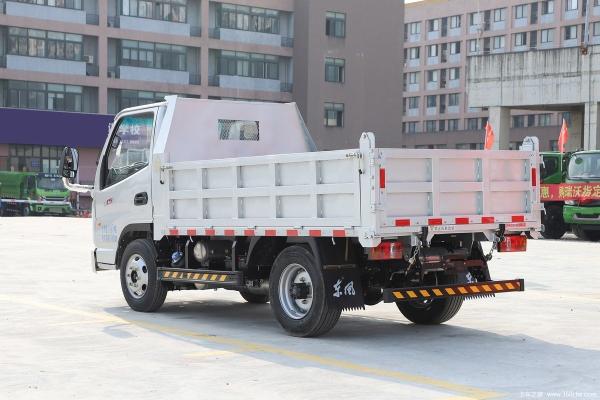 Camion benne Dongfeng Freka W15 102ch 4x2 3,05m
