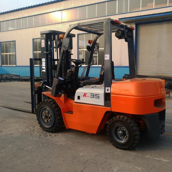 3.5 Ton Steel and Rubber Forklift Suitable for Various Country Markets CE ISO Approved