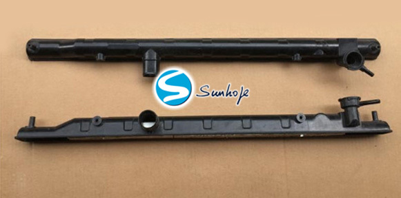 Premium Black Radiator Tank Auto Made ISO9001 Certified