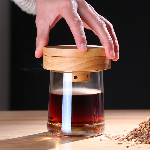 Kit de coctelería de madera de venta caliente con caja de madera de madera de primera calidad y herramientas esenciales de barra