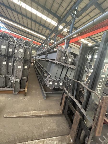 Long Span Structure Steel Engineering Building Galvanized Or Painted Steel Frame Surface