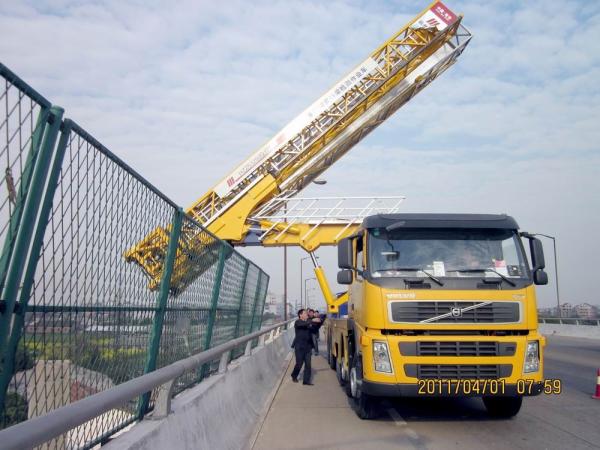 8x4 22m Latice sob o equipamento VOLVO da inspeção da ponte com sistema de suspensão do ar
