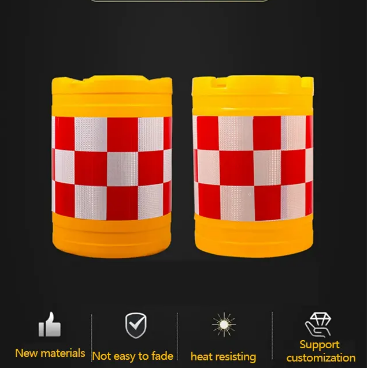 Желтый пластиковый барабан для защиты от столкновений