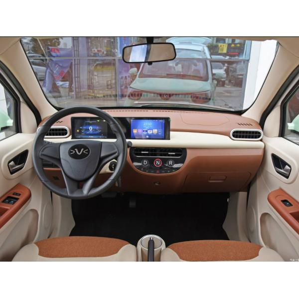 XH EV Electric Car High Speed Mini Electric Car With Long Driving Range 200KM