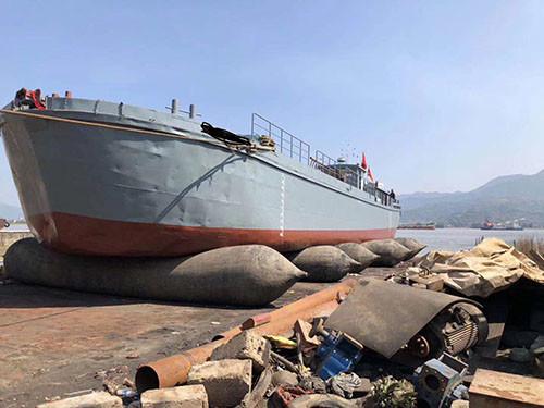 Bolsas a ar de lançamento de enrolamento integrais do navio de 6 camadas