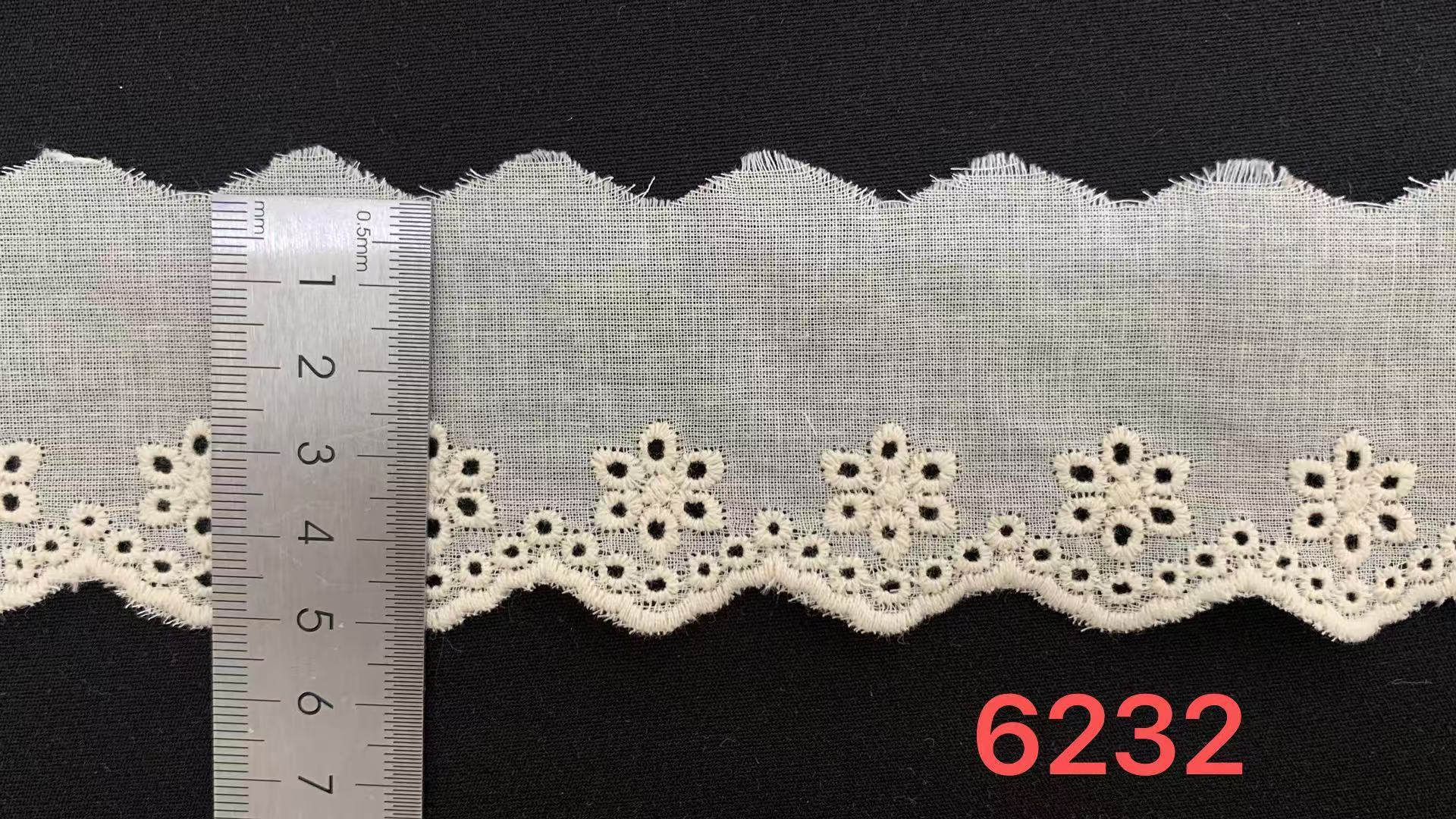 5cm Width Cotton Chicken Lace Trim with Tiny Cluster Flower Embroidery and Wavy Scalloped Edge for Dress Blouse