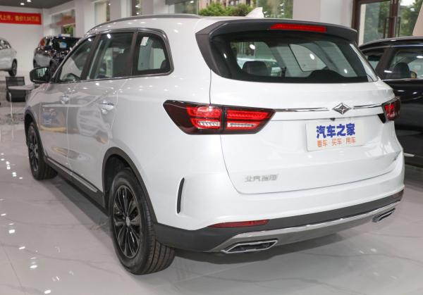 Five Doors SUV 5/7 Seats Gasoline Mid Size Car 1.5L Safe And Reliable Vehicle