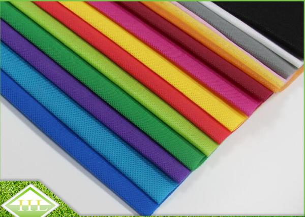 Biodegradable PP Spunbond Nonwoven Fabric For Packing Material 10gsm - 300gsm