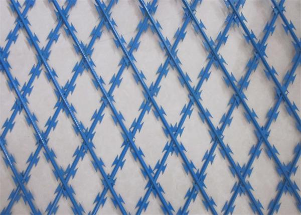 High Security Razor Welded Wire Fence  BTO 10 100MM*300MM Mesh