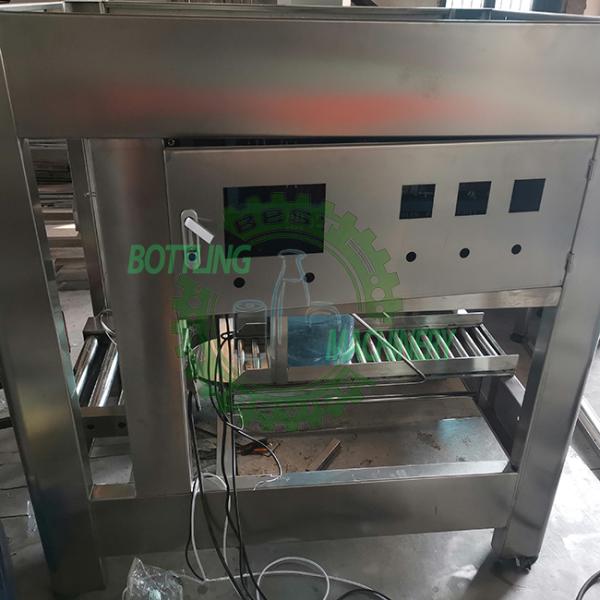 Automatic Plastic Film Bagging Packer In 5 Gallon Water Bottling Machine