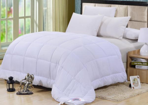 Polyester Cover 7D×64mm 195*215cm Natural Fiber Comforter