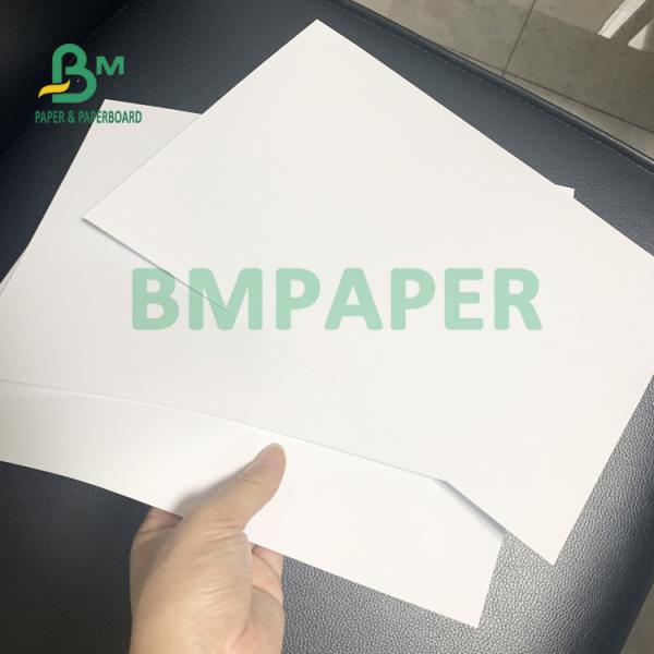 papel branco sem revestimento de 160gsm Woodfree com resistência excelente do alcaloide