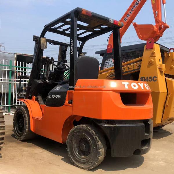 3 Ton Diesel Forklift with Japan Engine 5 Ton Capacity 3 Stages Side Shift Second Hand