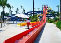 La fibre de verre commerciale extérieure d'équipements de parc aquatique de glissière faite sur commande de vitesse glisse pour l'adulte
