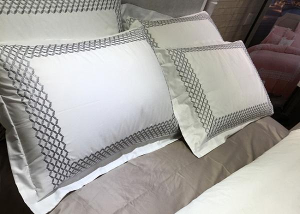 Embroidered Cotton Duvet Covers , Pretty White Duvet Covers And Shams