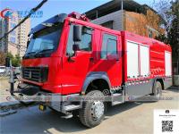 Caminhão Offroad da viatura de incêndio de SINOTRUK HOWO 4x4 com 4000 - tanque da espuma da água 6000L 