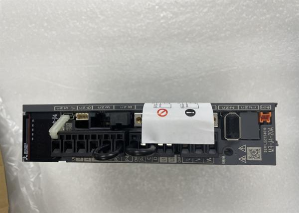 MR-J4-20A 200W産業サーボ ドライブ三菱氏3段階J4 AC170 V